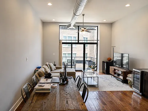 707 N Milwaukee Ave #3R Photo 1