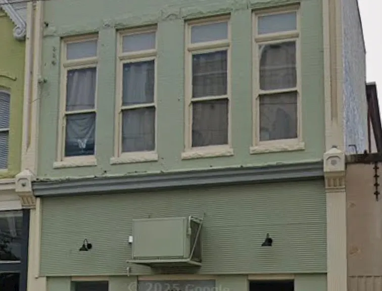 1208 Hull St #2 — Photo 12