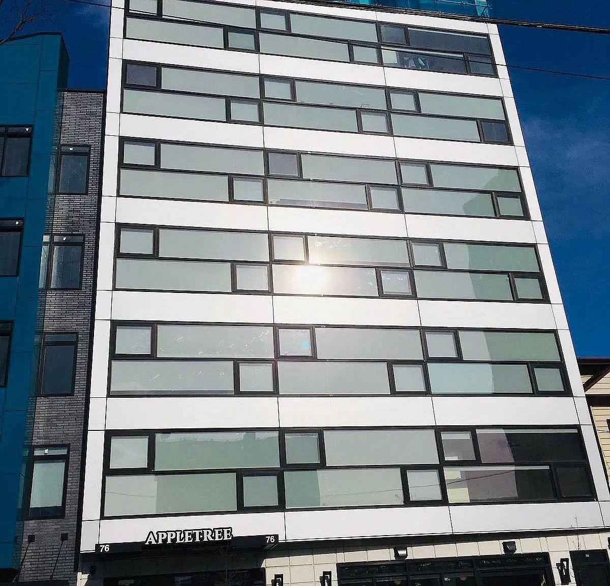 Appletree Suites — Photo 1