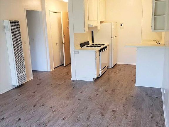 3rd image of 57 N Ann St #202