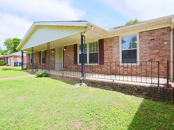 5th image of 2218 Estaline Dr