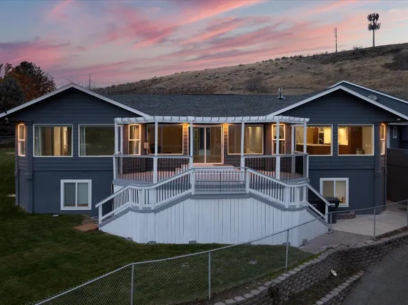 5304 Collins Rd, West Richland, WA 99353