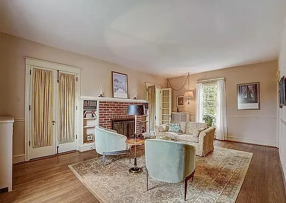 307 Waring Rd — Photo 10