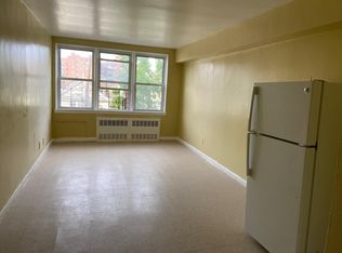 8822 172nd St APT C2, Jamaica, NY 11432