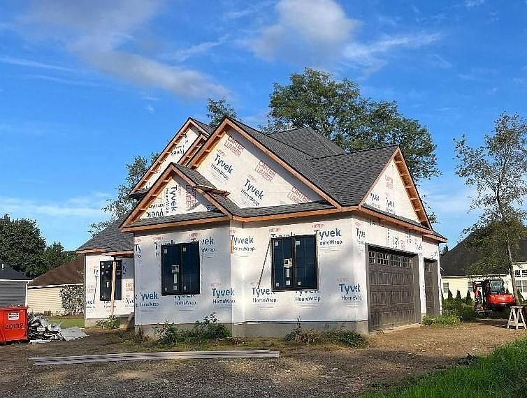 4826 S Wayside Dr, Erie, PA 16505 MLS 165637 Zillow