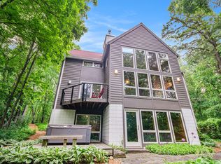 13663 Waterloo Rd, Chelsea, MI 48118