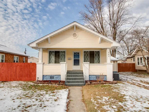 264 S 7th St, Wood River, IL 62095