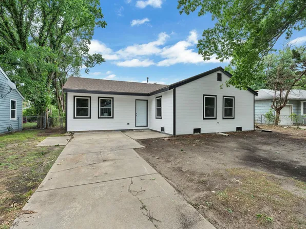 2624 N Green St, Wichita, KS 67219