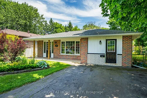 47 Meredith Cres Photo 1