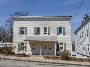 133-135 W Chrystal St, Dover, NJ 07801