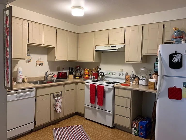 3027 17th Ave #1-8 — Photo 4