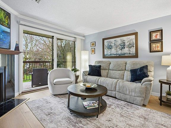 3rd image of 10220 Ryan Rd #207