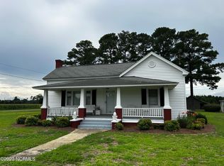 2252 Fleet Cooper Rd, Roseboro, NC 28382