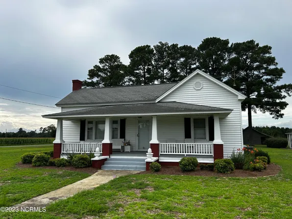 2252 Fleet Cooper Road, Roseboro, NC 28382