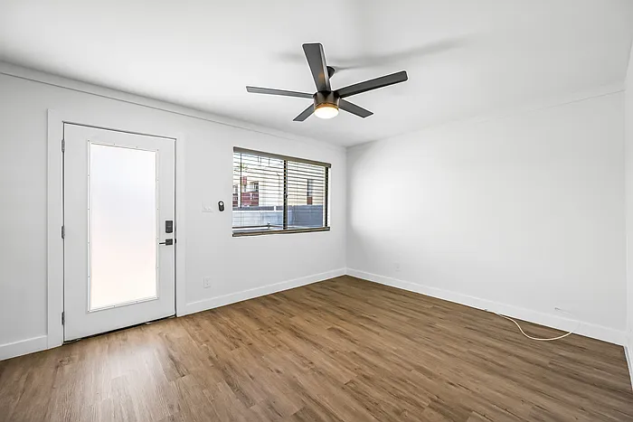Building Photo - 3133 E Fairmount Ave #3133
