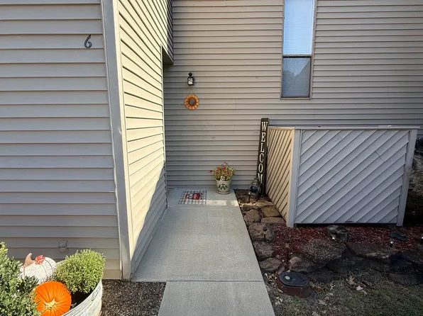 135 Hillview Dr #6, Fairfield Bay, AR 72088