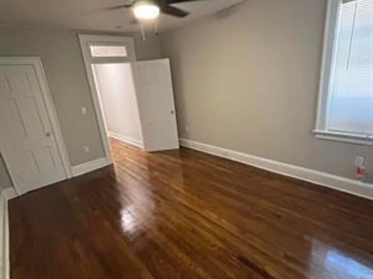 1219 Elmwood Ave — Photo 21