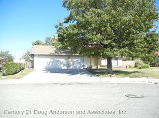 41220 Chestnut St, Palmdale, CA 93551
