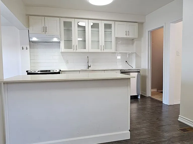 16 Failsworth Ave — Photo 6