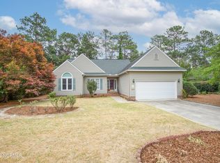 1450 Monticello Dr, Pinehurst, NC 28374