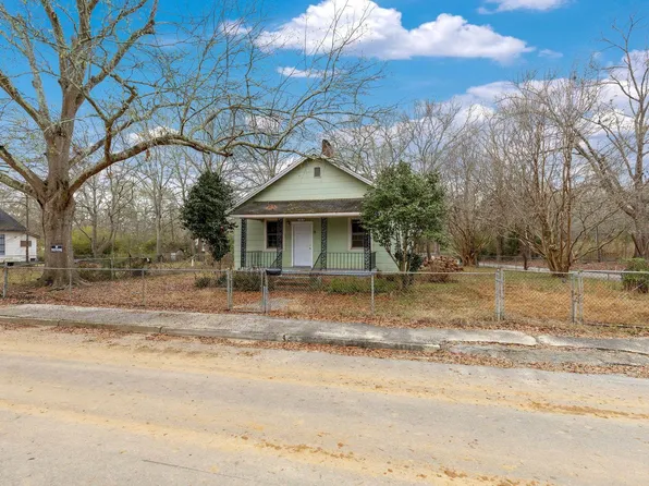 143 Pine St, Clinton, SC 29325