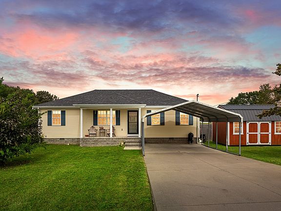2nd image of 410 Brook Hollow Cir