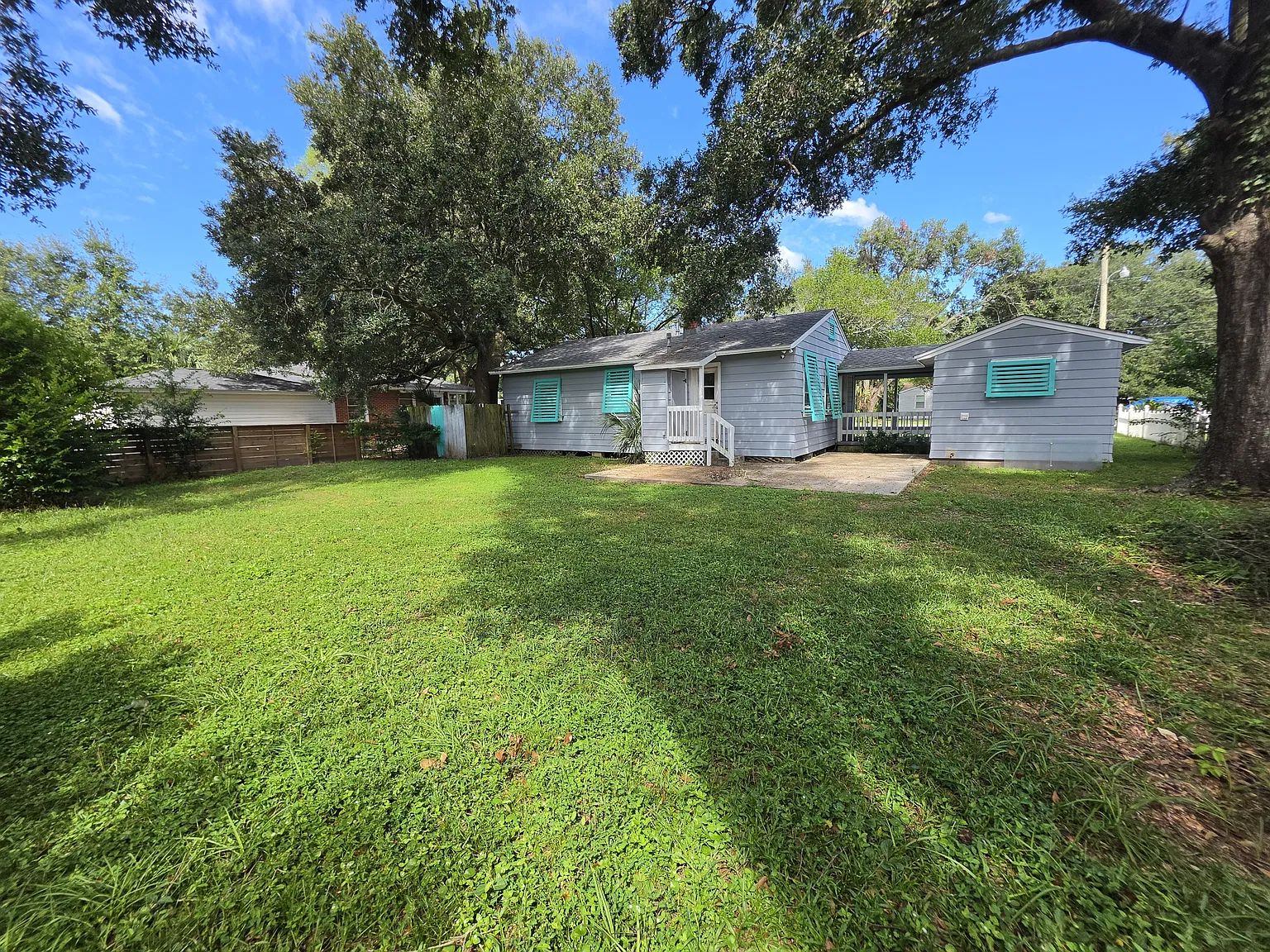 3 bed, 875 sqft, $1,650 — Photo 3