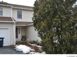 5669 Running Brook Rd, Farmington, NY 14425