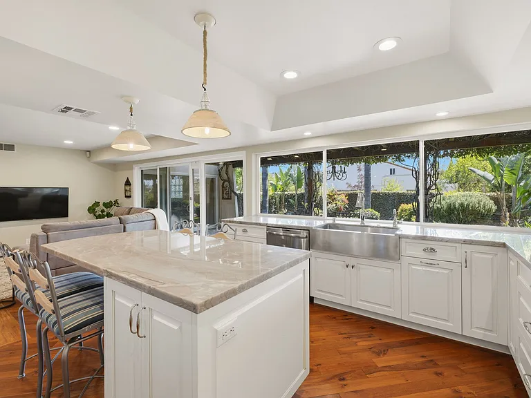 4501 Regents Ct — Photo 20