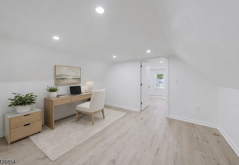 27 Monsignor Owens Pl #2 — Photo 16