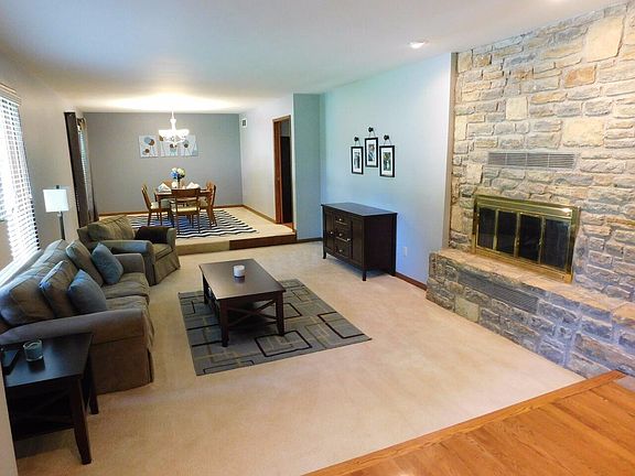 2nd image of 7573 Windy Knoll Dr