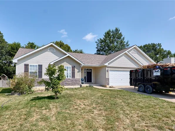 23 Glen Meadows Dr, Troy, MO 63379