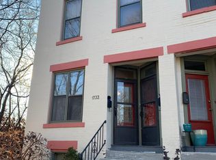 1733 Nicholson Pl #B, Saint Louis, MO 63104