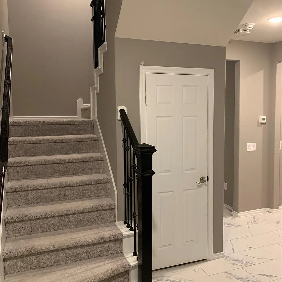 4 bed, 3.5 bath, 2420 sqft, $3,350 — Photo 2