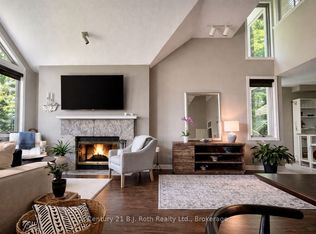 331 Grandview Hilltop Dr, Huntsville, ON P1H2J5