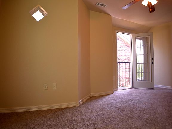 2nd image of 1776 N Chestnut Ave #1776