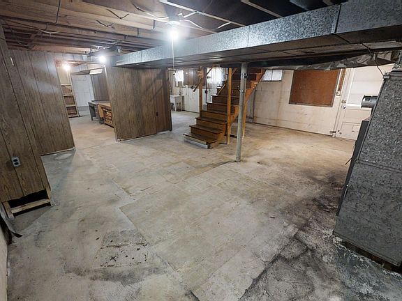 2nd image of 6307 Teresa Ln