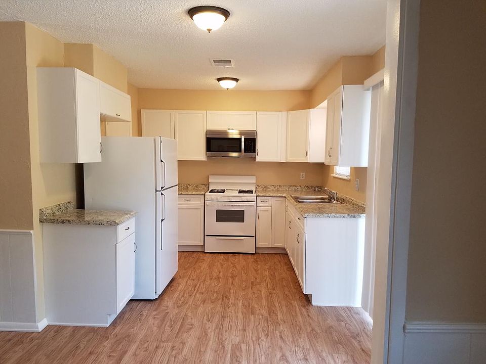 Newly updated Kitchen