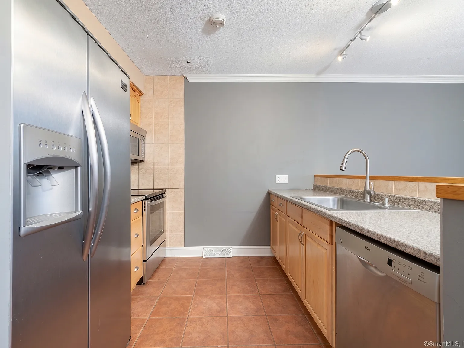2 bed, 1536 sqft, $2,700 — Photo 4