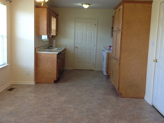 5th image of 281 Dogwood Run