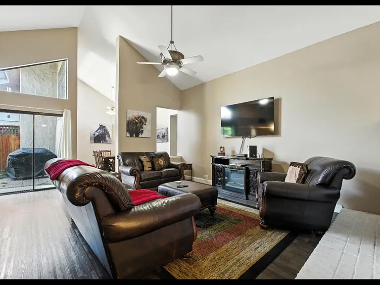 316 E Nees Ave #152 — Photo 4