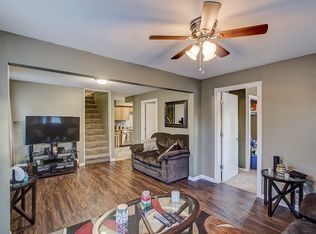 2900 S 96th St, West Allis, WI 53227