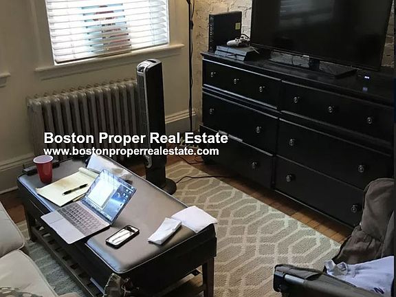 47 West Cedar St. #M Boston - Beacon Hill Unit Photo 2