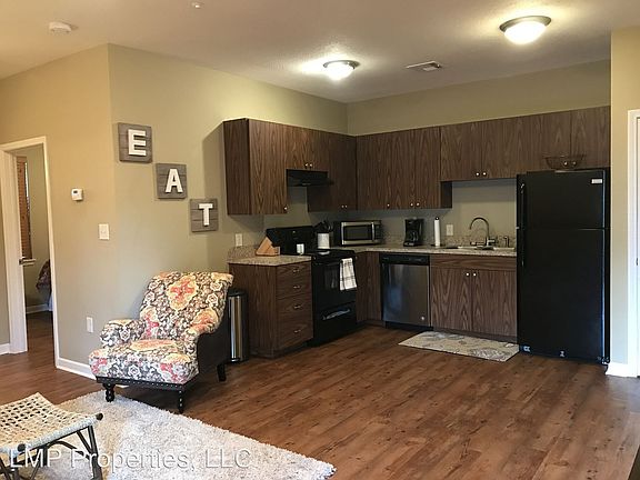 4th image of 4001 Brinlee St APT 2