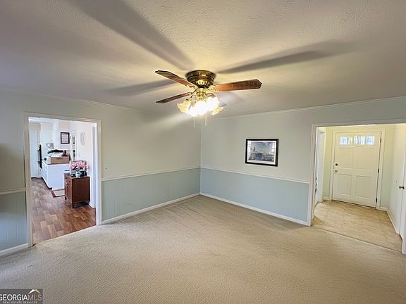 4th image of 211 Clark Rd