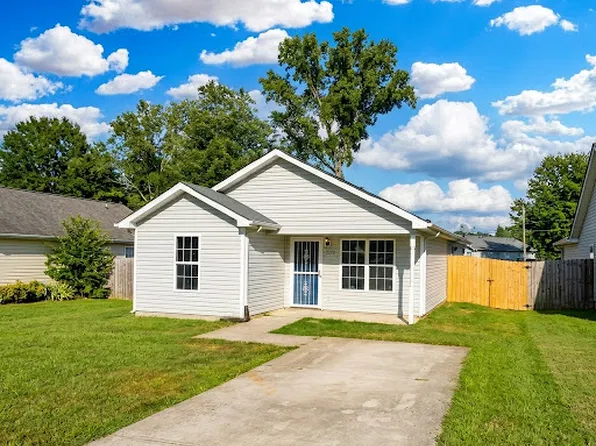 3212 Spring St, Greensboro, NC 27405