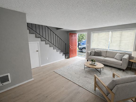 3rd image of 2302 NE Evans St APT 9
