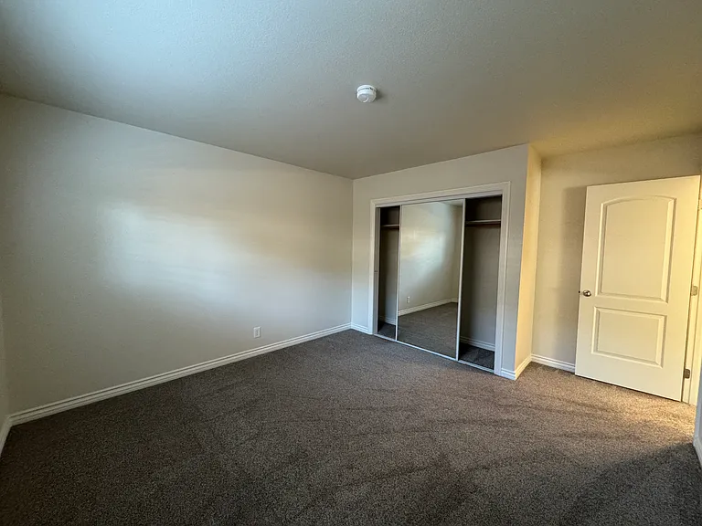 1096 Topaz Ave #1 — Photo 22