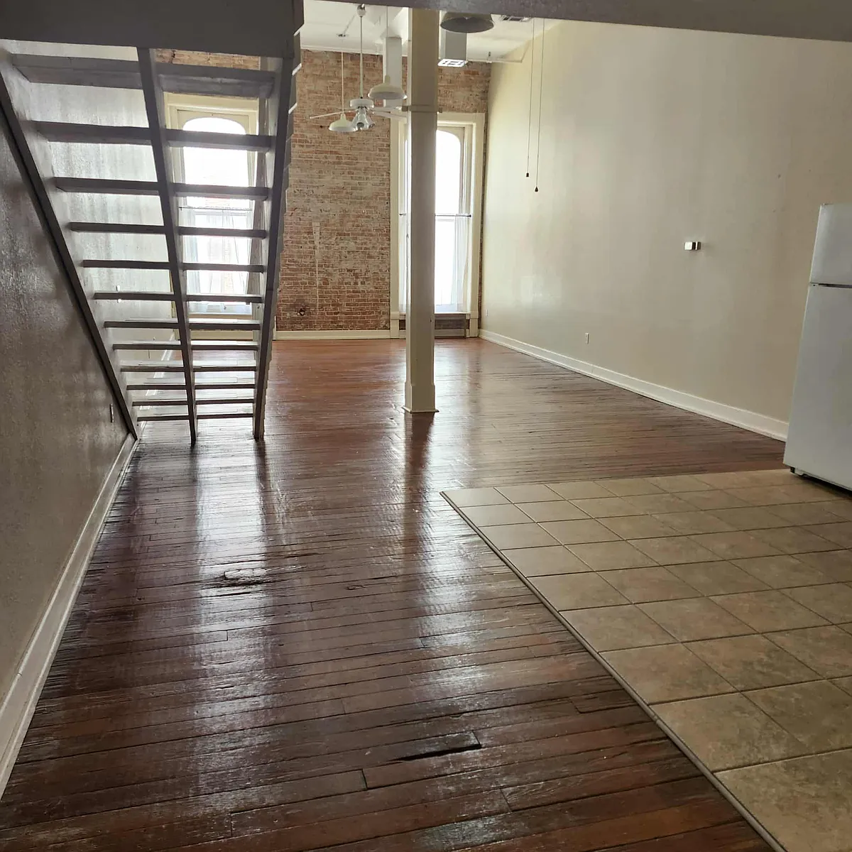 Building Photo - 224 N 4th St #406