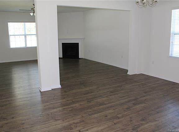 5th image of 416 Wheat Field Dr
